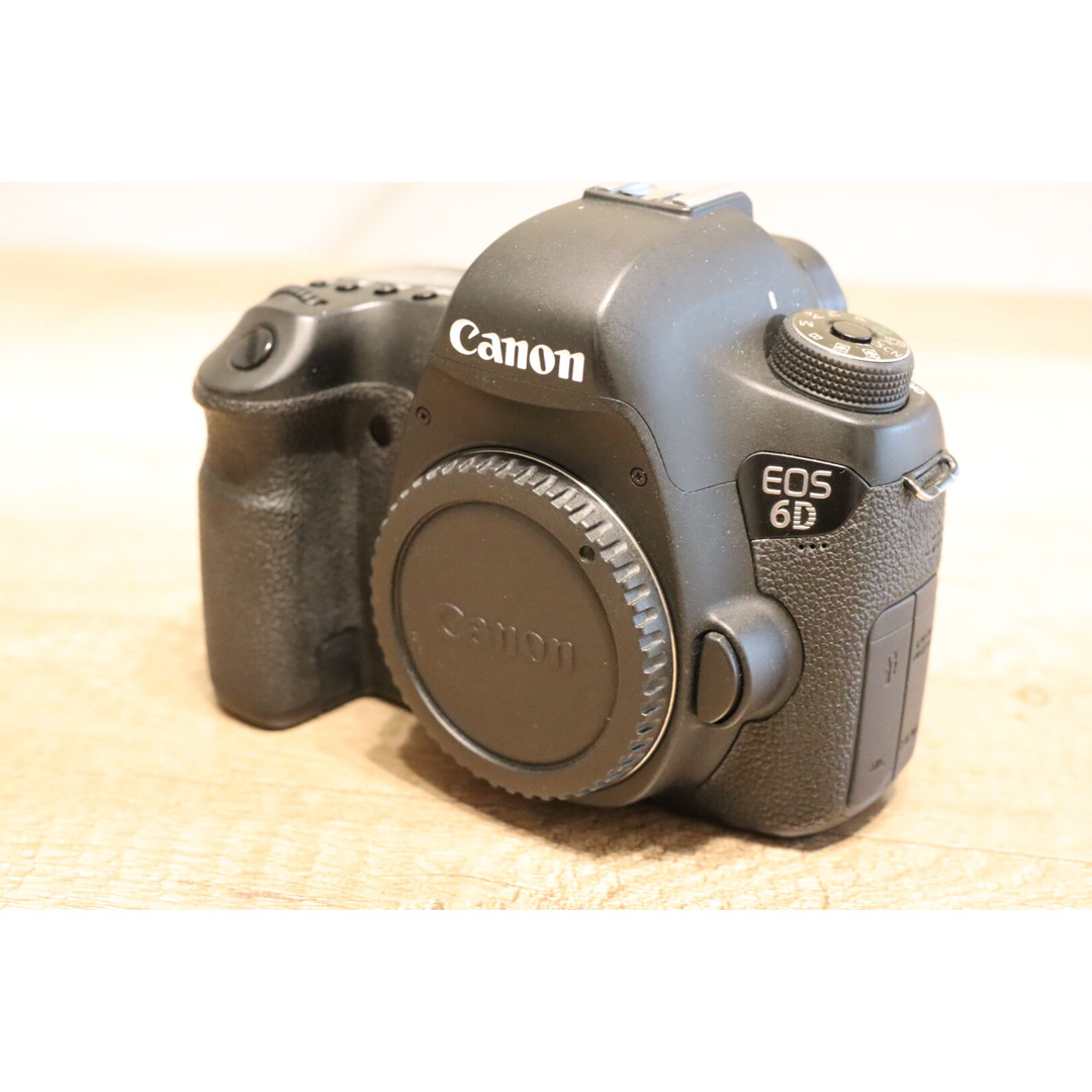 Canonフルサイズ EOS 6D ボディ