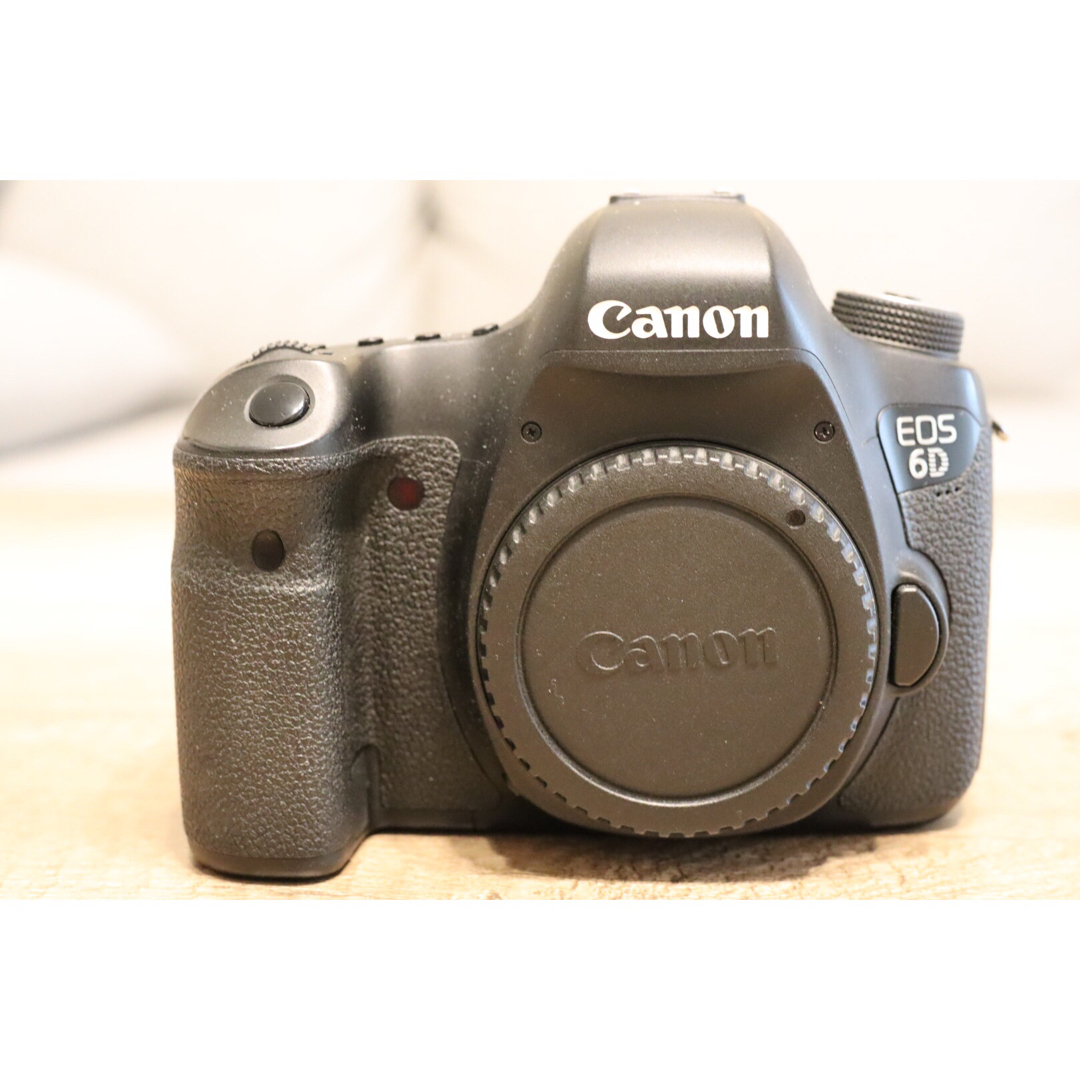 Canon EOS 6D ボディ フルサイズ一眼レフ