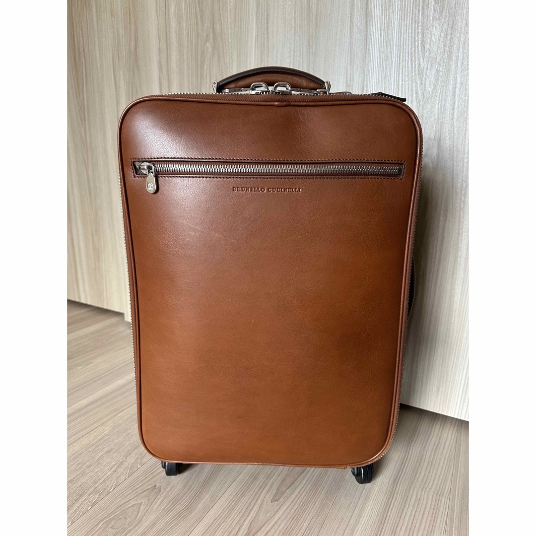 BRUNELLO CUCINELLI(ブルネロクチネリ)の定価90,6万 BRUNELLO CUCINELLI スーツケース レザー メンズのバッグ(トラベルバッグ/スーツケース)の商品写真