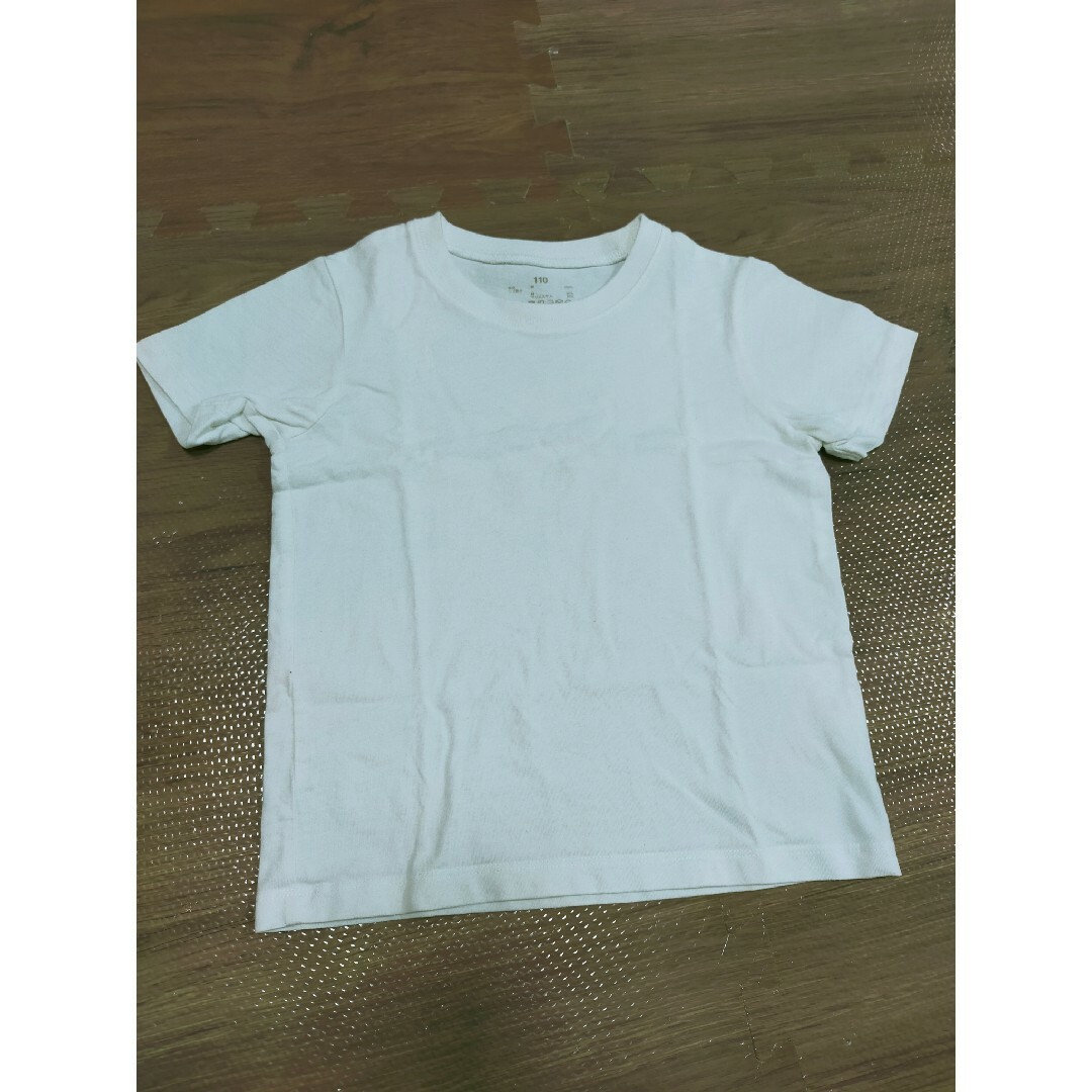 MUJI (無印良品)(ムジルシリョウヒン)の美品☆無印　シンプルTシャツ　110 キッズ/ベビー/マタニティのキッズ服女の子用(90cm~)(Tシャツ/カットソー)の商品写真