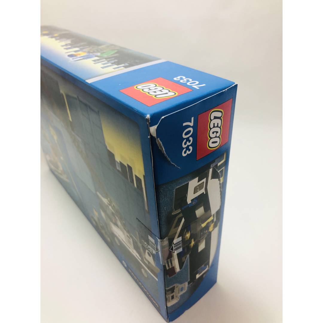 Lego(レゴ)の【新品未開封】レゴ　LEGO 7033 ワールドシティ　現金輸送車 キッズ/ベビー/マタニティのおもちゃ(知育玩具)の商品写真