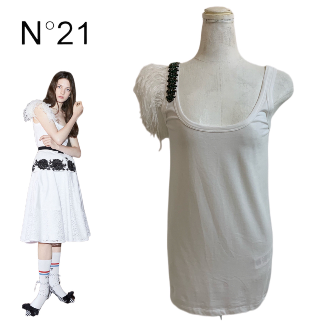 N°21 未使用品 2018 RESORT フェザービジュー装飾 タンクトップ-