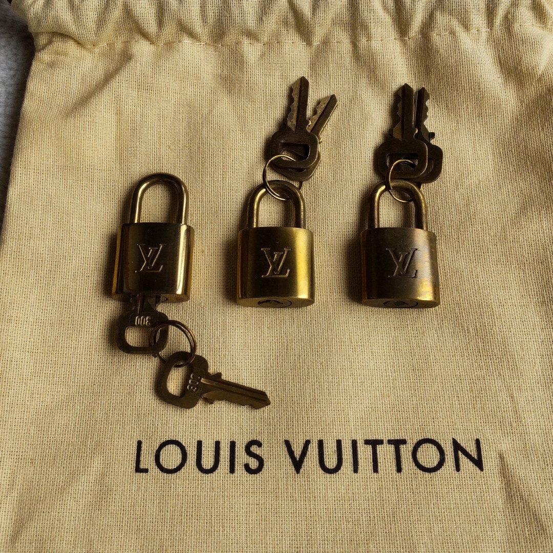 LOUIS VUITTON　パドロック　鍵３本+巾着 1