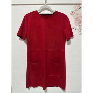 ザラ(ZARA)のZARA 半袖シンプルワンピース　レッド(ひざ丈ワンピース)