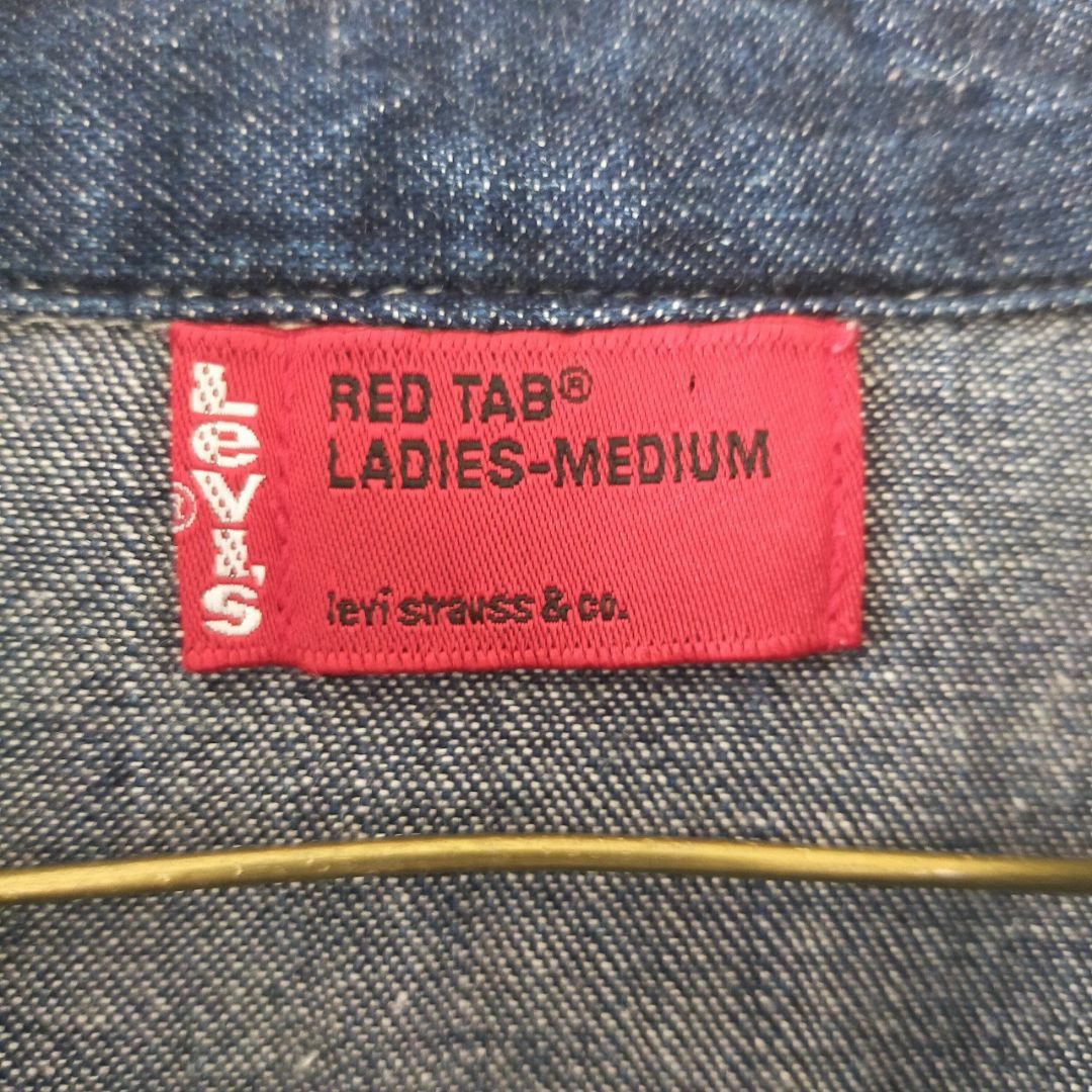 Levi's(リーバイス)の【日本製】Levi's Red Tab リーバイス デニムシャツ レディースM レディースのトップス(シャツ/ブラウス(長袖/七分))の商品写真