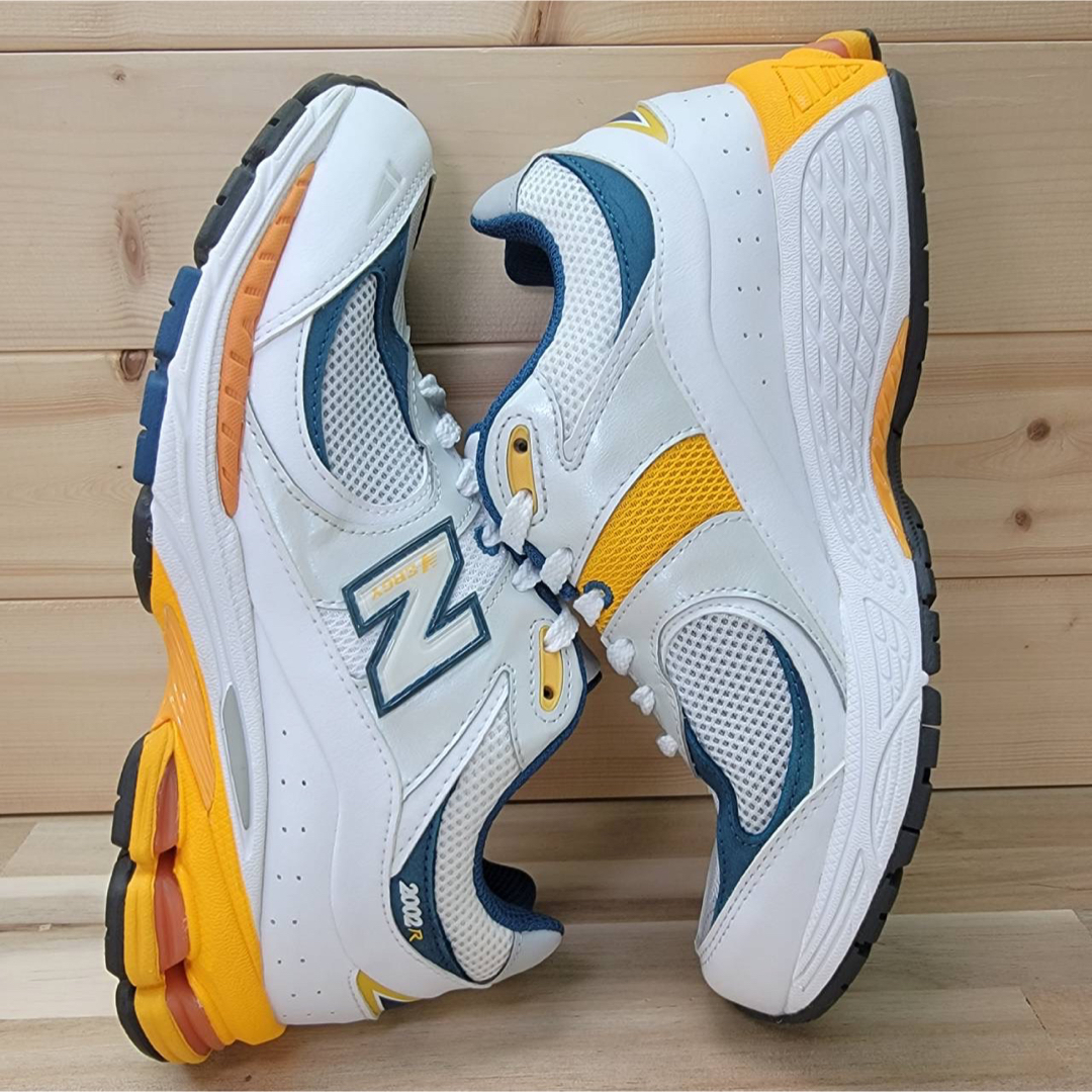 New Balance(ニューバランス)のニューバランス M2002RLA ホワイト/ネイビー 25㎝ レディースの靴/シューズ(スニーカー)の商品写真