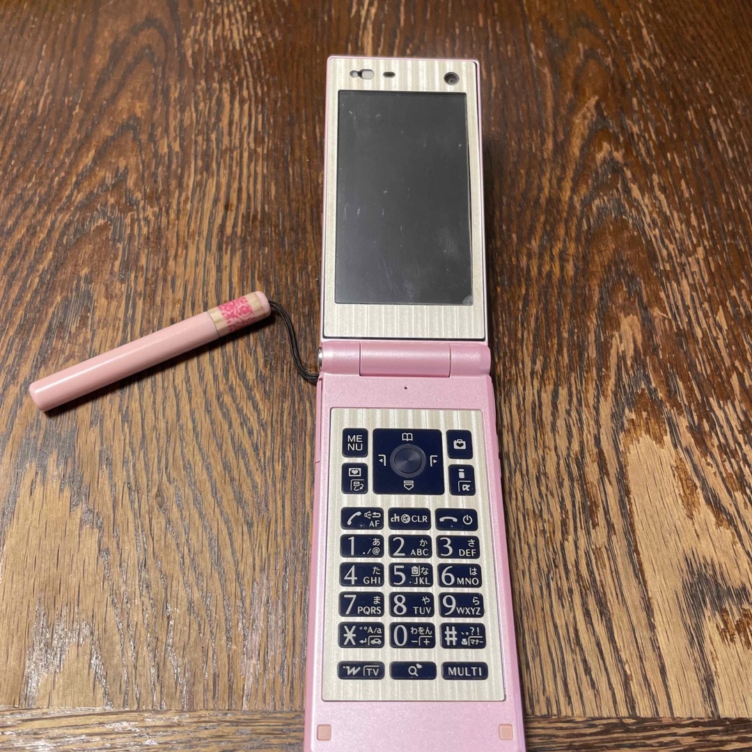 NTTdocomo - FOMA docomo F-06Dハッピーピンクの通販 by あきあき's