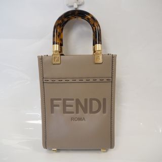 フェンディ ショルダーバッグの通販 5,000点以上 | FENDIを買うならラクマ