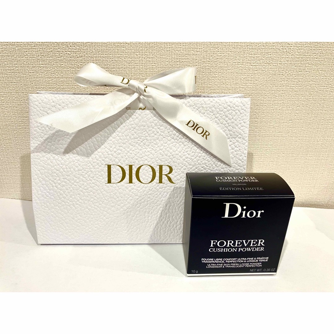 Christian Dior(クリスチャンディオール)のDior フォーエバークッションパウダー　ミレフィオリ コスメ/美容のベースメイク/化粧品(フェイスパウダー)の商品写真