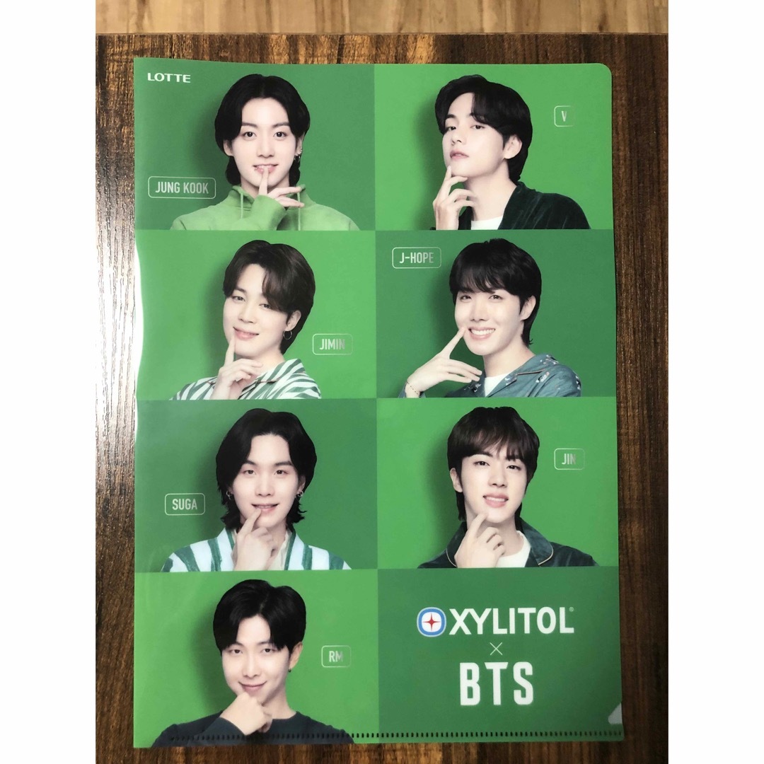 BTS × XYLITOL クリアファイル　非売品 エンタメ/ホビーのタレントグッズ(ミュージシャン)の商品写真