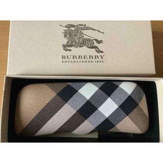 バーバリー(BURBERRY)のバーバリーメガネケース　新品(その他)