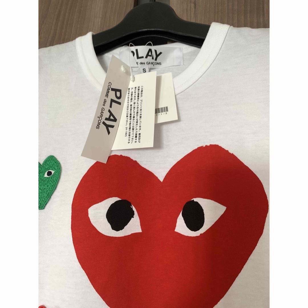 COMME des GARCONS(コムデギャルソン)のコムデギャルソンPLAY赤ハートTシャツ メンズのトップス(Tシャツ/カットソー(半袖/袖なし))の商品写真