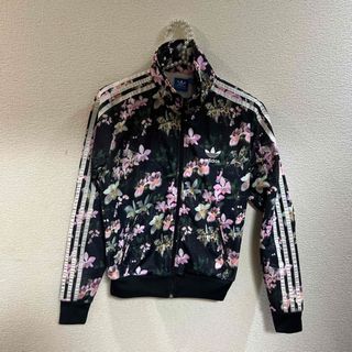 オリジナルス(Originals（adidas）)のアディダス　ジャンパー　レディース(ナイロンジャケット)