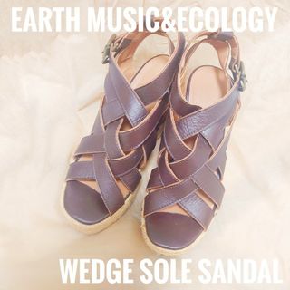 アースミュージックアンドエコロジー(earth music & ecology)のearth music&ecology　ウエッジソールサンダル　Mサイズ(サンダル)