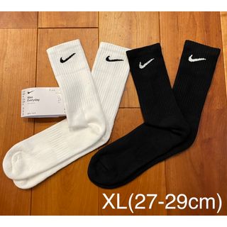 ナイキ(NIKE)の新品　ナイキ　XL(27-29cm)  クッション　クルーソックス　白黒2足(ソックス)