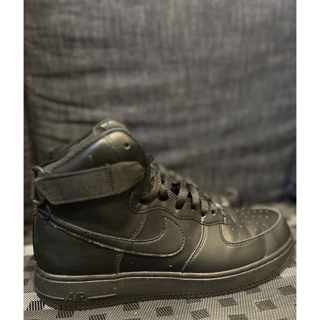 NIKE - NIKEエアフォース1 人気の漆黒トリプルブラック!ハイカットの