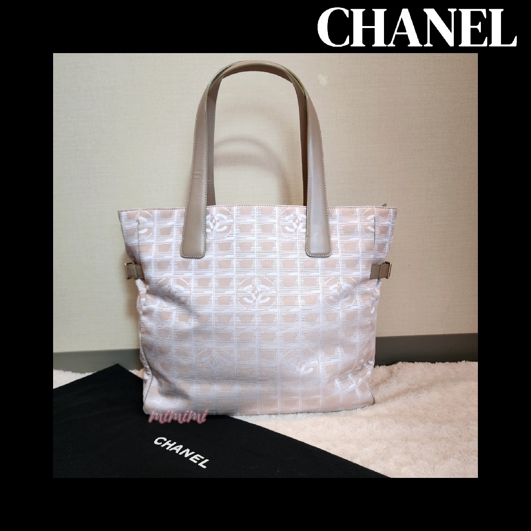 CHANEL*室内で数時間のみ使用の超美品！*ニュートラベルライン*ベージュ