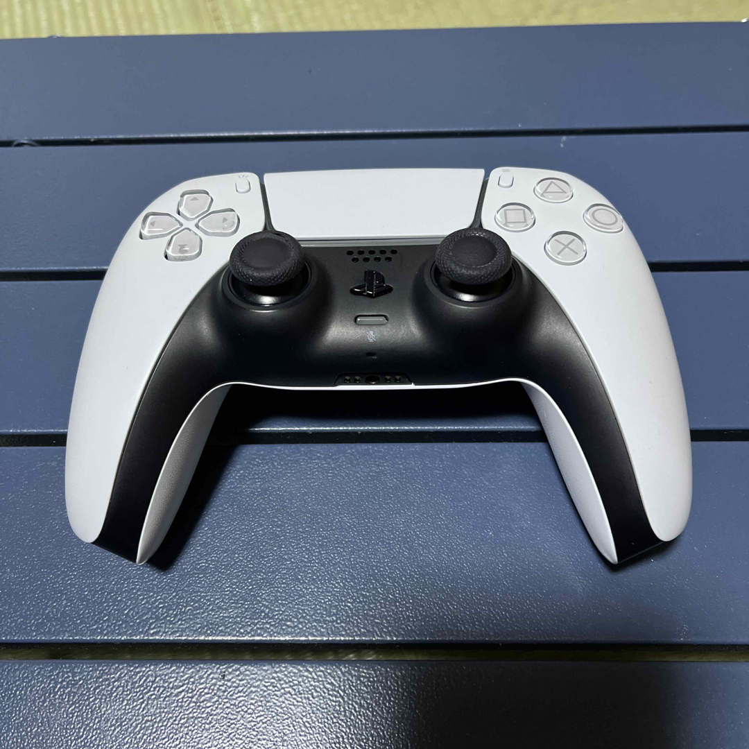 PlayStation(プレイステーション)のPS5 コントローラー　ジャンク エンタメ/ホビーのゲームソフト/ゲーム機本体(家庭用ゲーム機本体)の商品写真