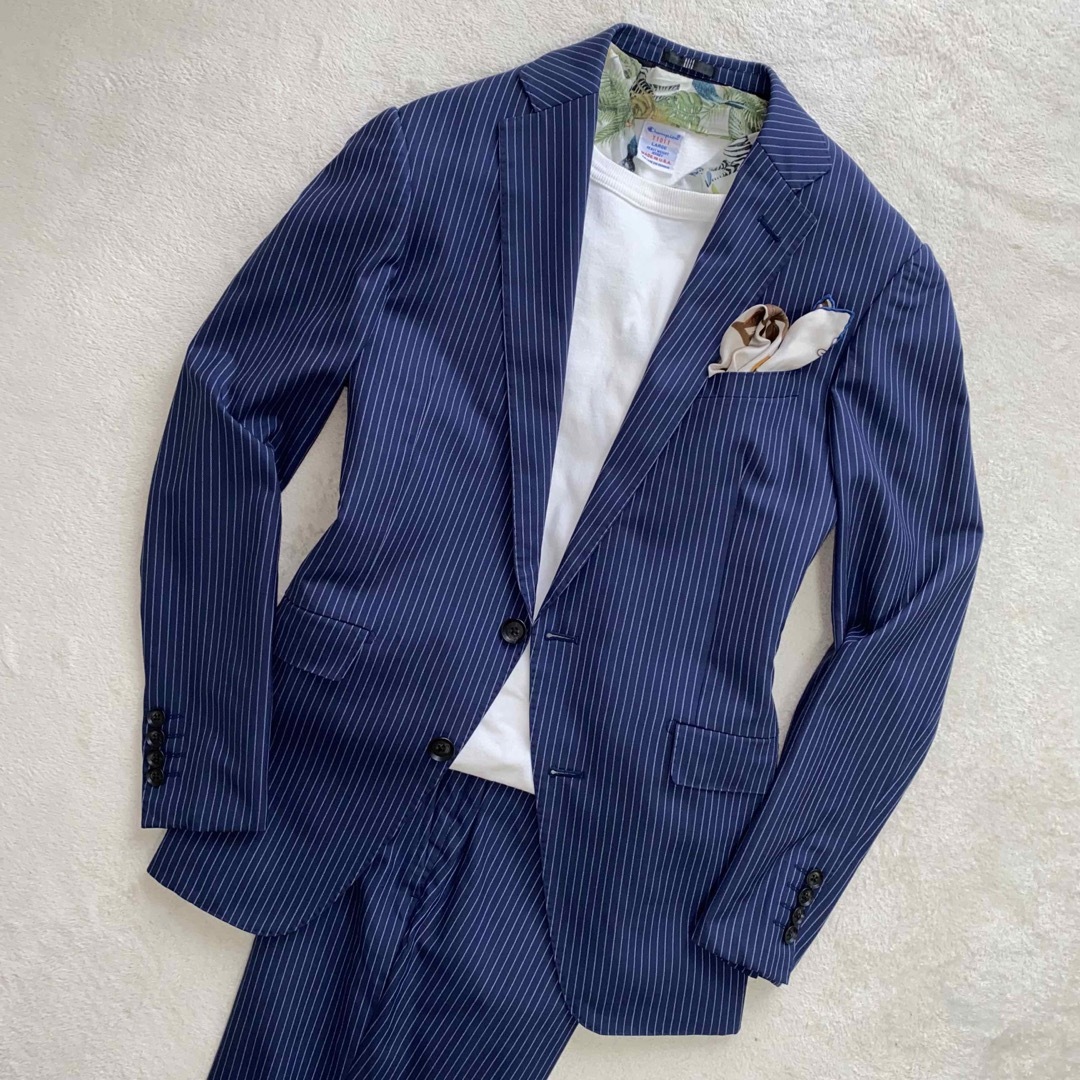 THE SUIT COMPANY(スーツカンパニー)のSUIT SELECT イタリア生地使用92/A5 L位　人気の明るめのネイビー メンズのスーツ(セットアップ)の商品写真