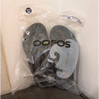 OOFOS - OOFOS(ウーフォス) リカバリーサンダル max8専用の通販 by ...