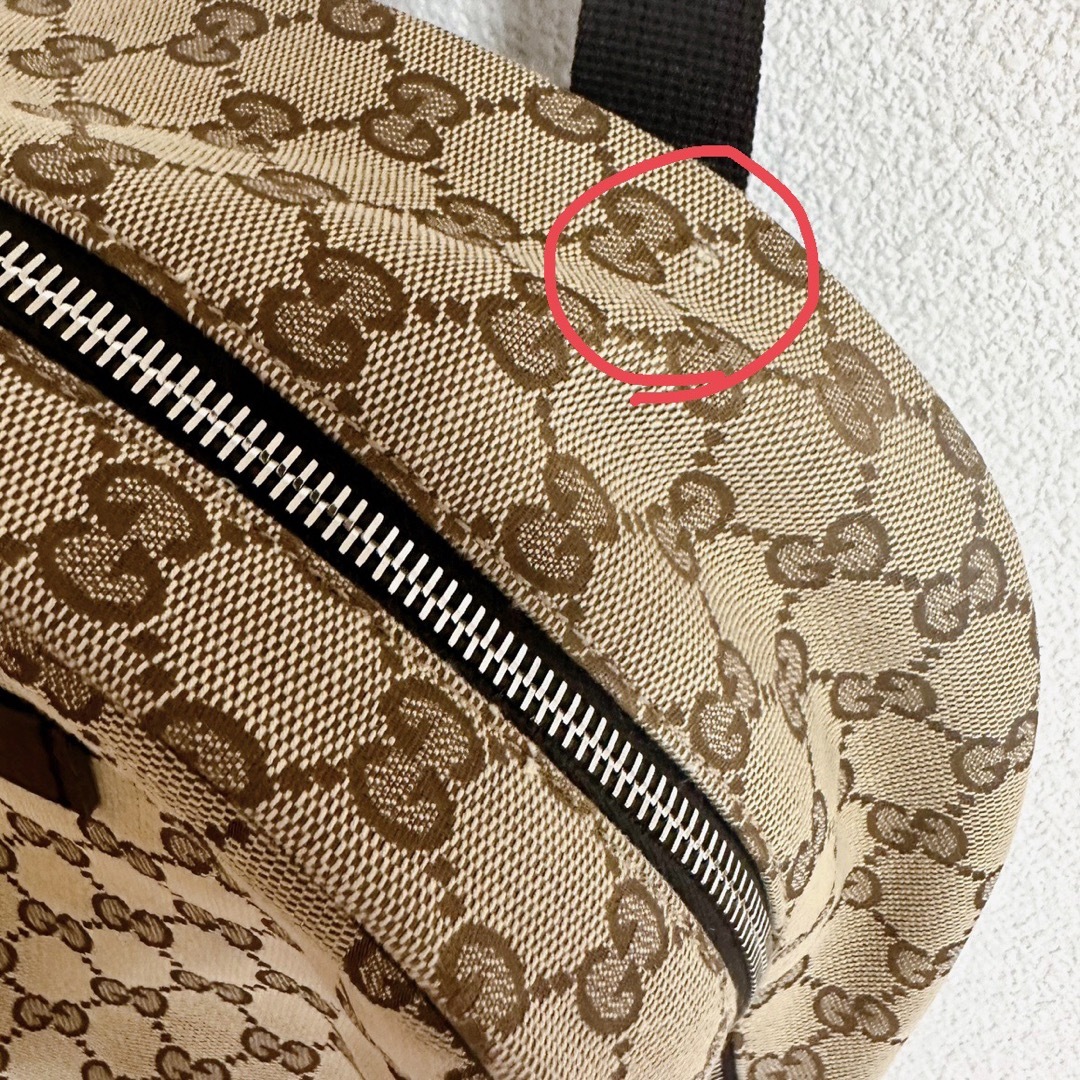 Gucci(グッチ)の【 GUCCI 】 gg柄　バックパック　リュック　グッチ　茶色　ブラウン レディースのバッグ(リュック/バックパック)の商品写真