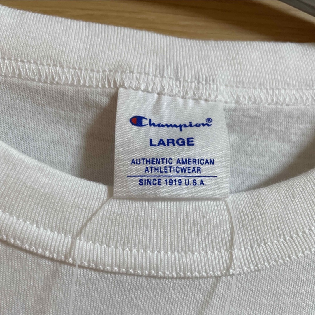 Champion(チャンピオン)のchampion tシャツ ロゴ LARGE 白 メンズのトップス(Tシャツ/カットソー(半袖/袖なし))の商品写真