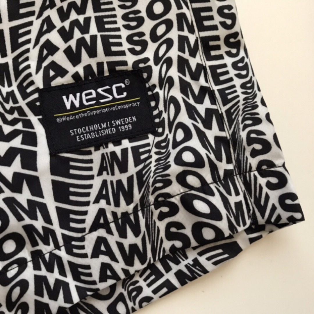 【新品】wesc ウィーエスシー USA メンズ 水着 M 白黒ロゴ柄 下着