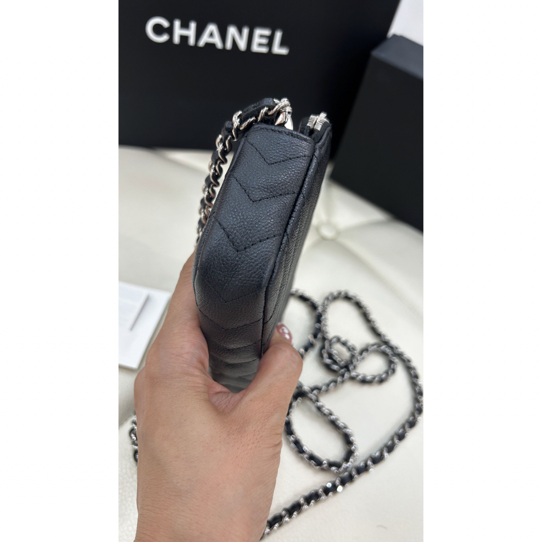 CHANEL  チェーンウォレット　バッグ　キャビアスキン