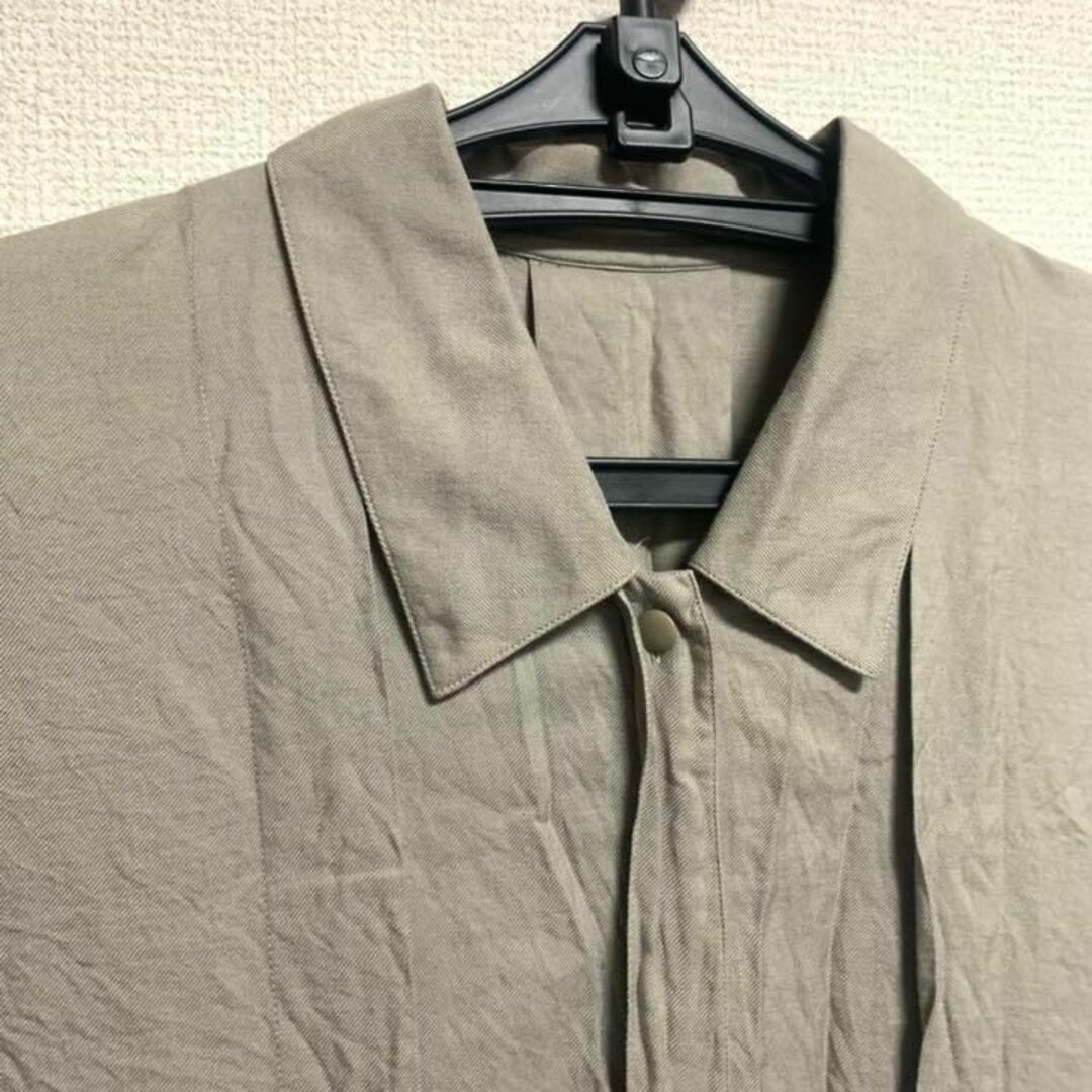 Christian Diorプレタポルテ カーキ シルク50%ブラウスの通販 by ...