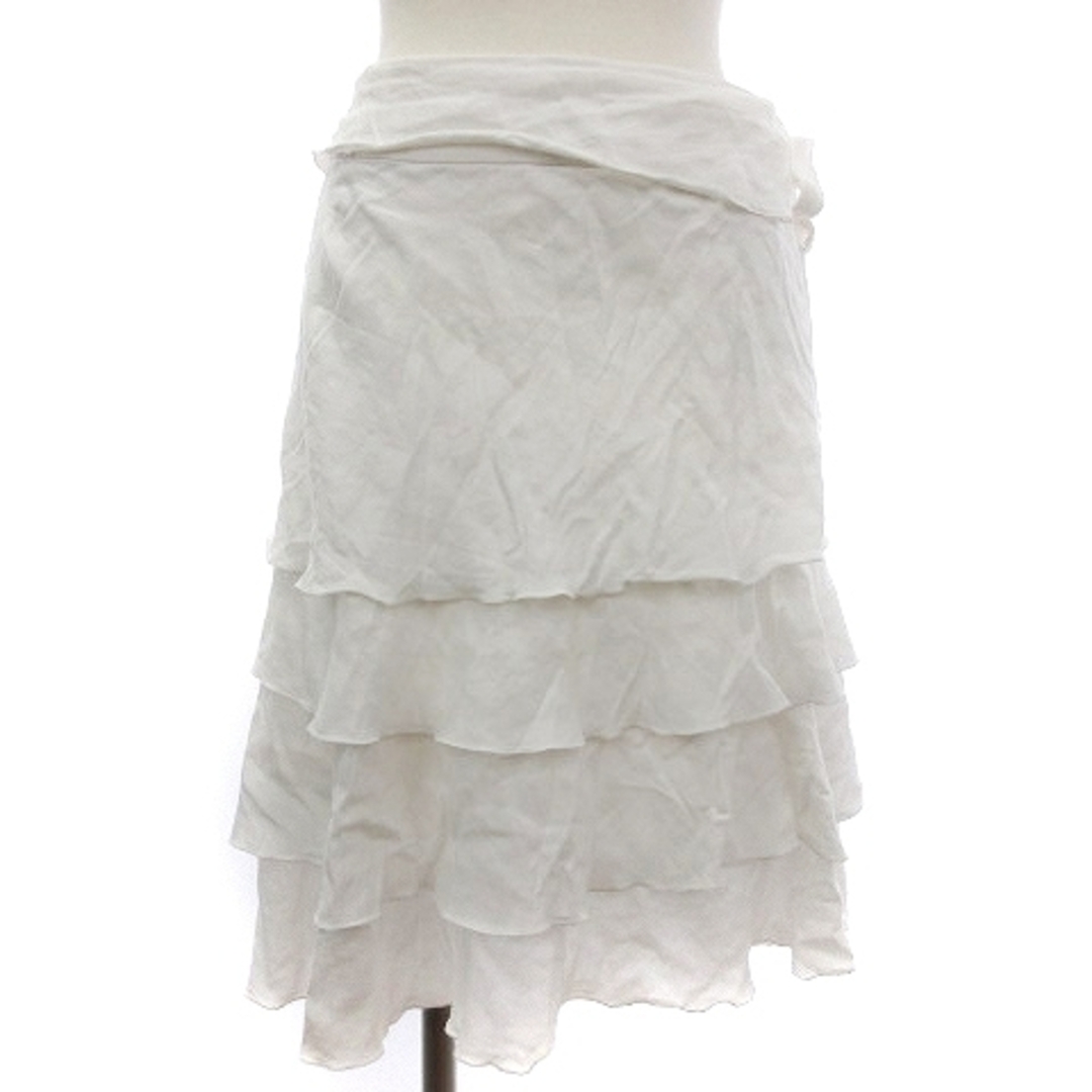 Harrods(ハロッズ)のハロッズ スカート フレア ボタン 無地 コットン 白 2 レディースのスカート(ひざ丈スカート)の商品写真
