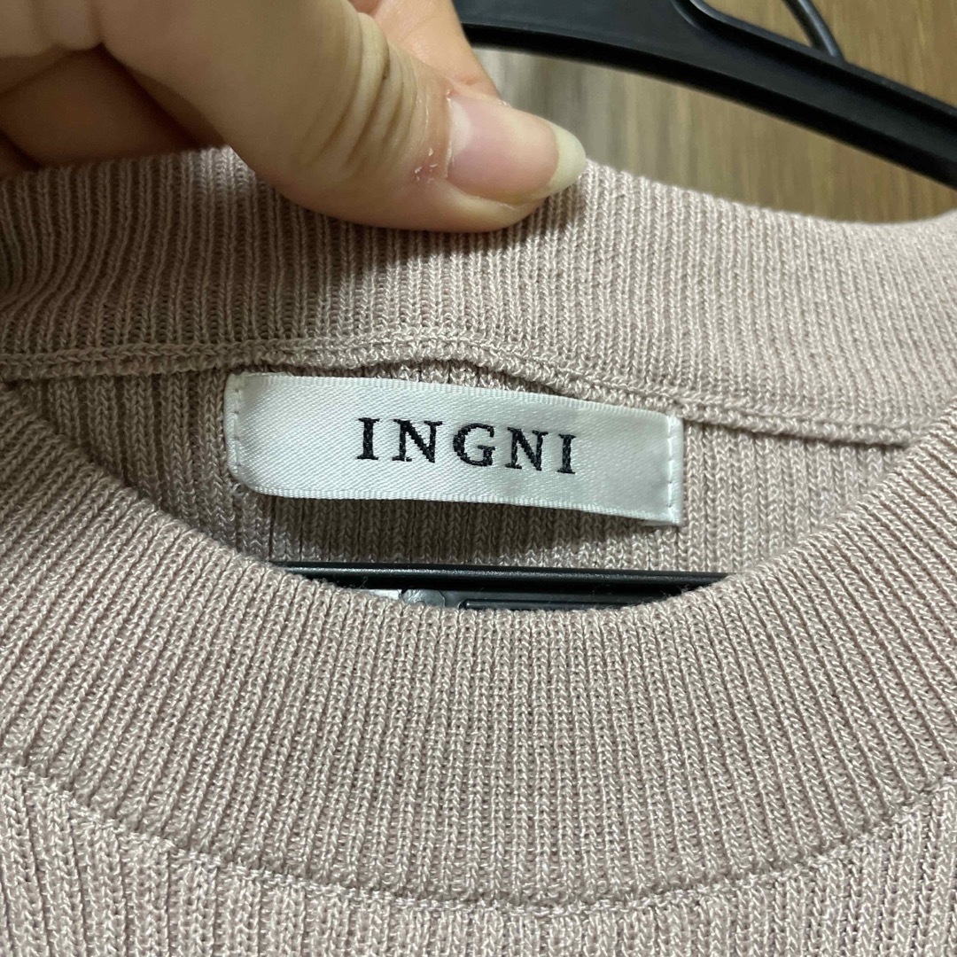 INGNI(イング)のINGNI フリルニット M レディースのトップス(カットソー(半袖/袖なし))の商品写真