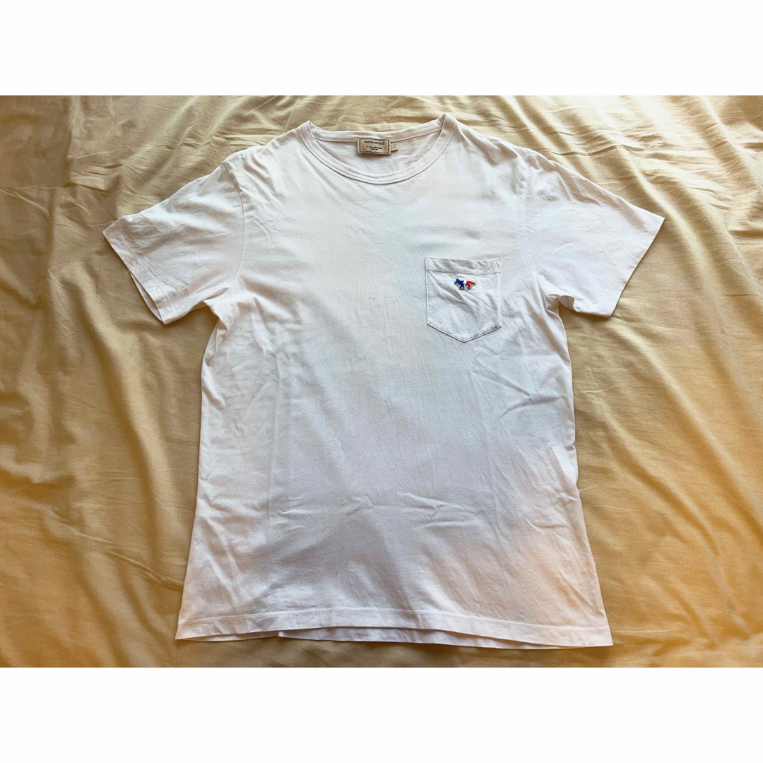 MAISON KITSUNE'(メゾンキツネ)のメゾンキツネ ロゴTシャツ メンズのトップス(Tシャツ/カットソー(半袖/袖なし))の商品写真