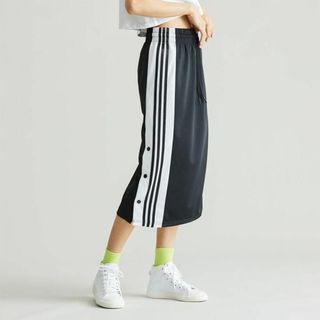 adidas originals   S  アディブレイク スカート