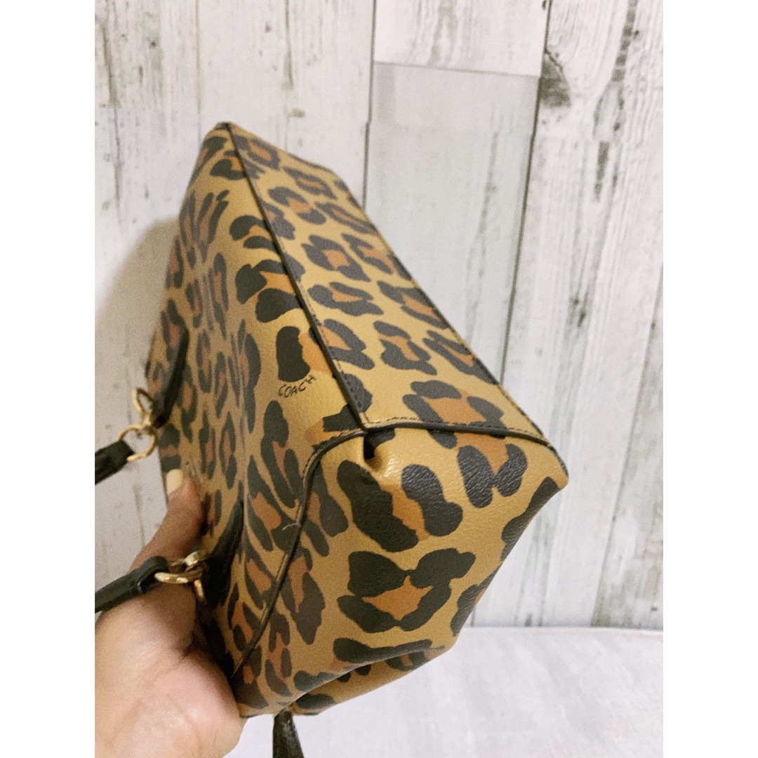 美品 コーチ coach レオパード 豹柄 ショルダーバッグ bag