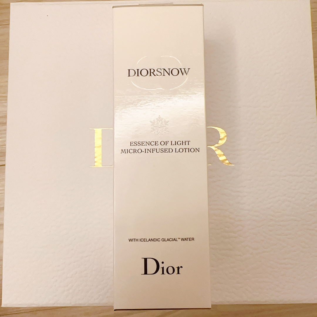 Dior スノー エッセンス オブ ライト マイクロ ローション (薬用化粧水)ChristianDior