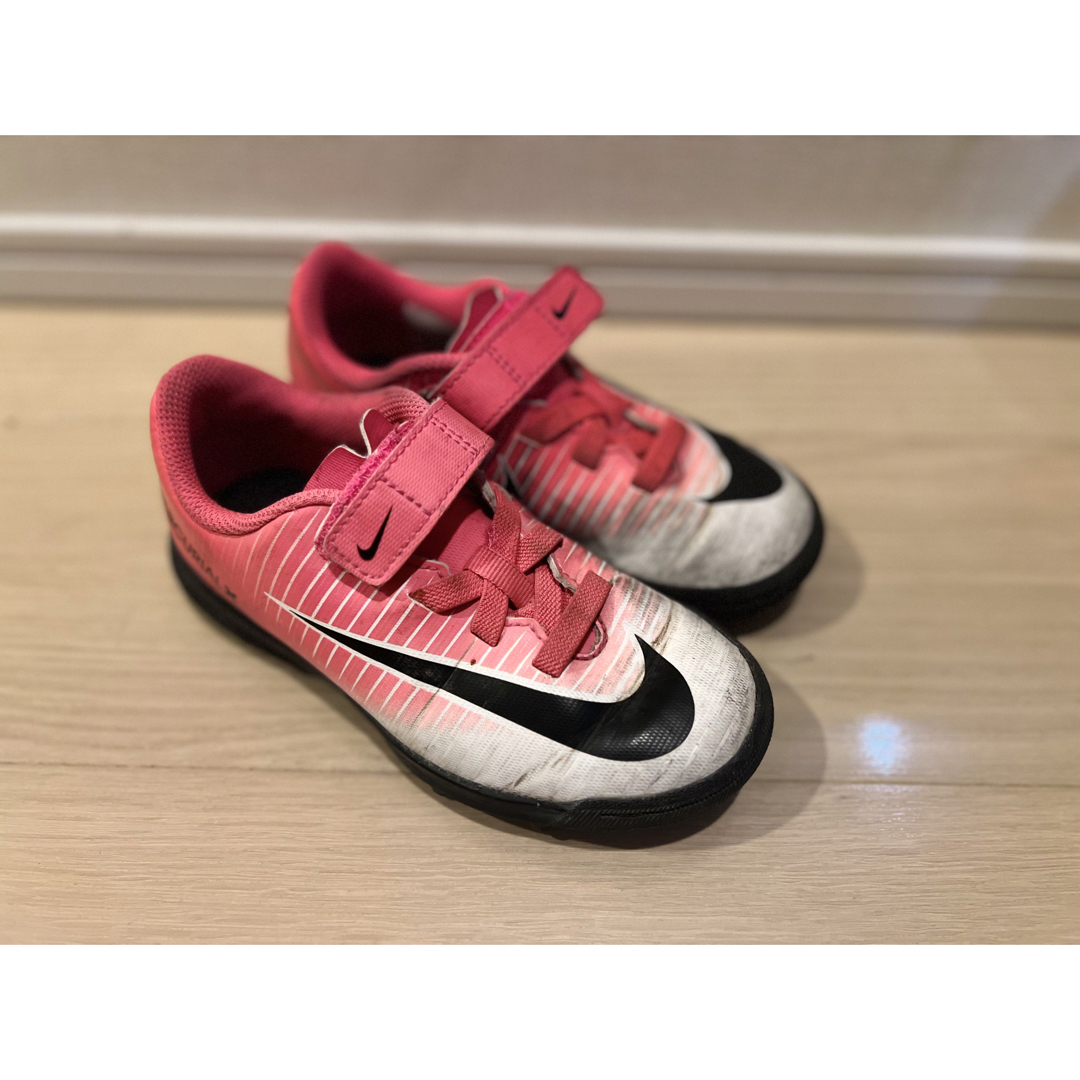 NIKE(ナイキ)のNIKE マーキュリアル スニーカー　17センチ　 キッズ/ベビー/マタニティのキッズ靴/シューズ(15cm~)(スニーカー)の商品写真