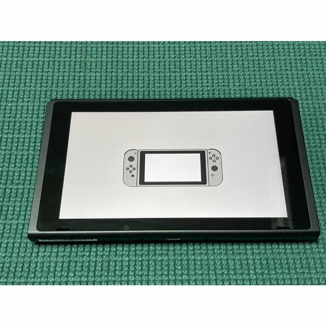 Nintendo Switch   美品 年製 ニンテンドースイッチ 本体のみ