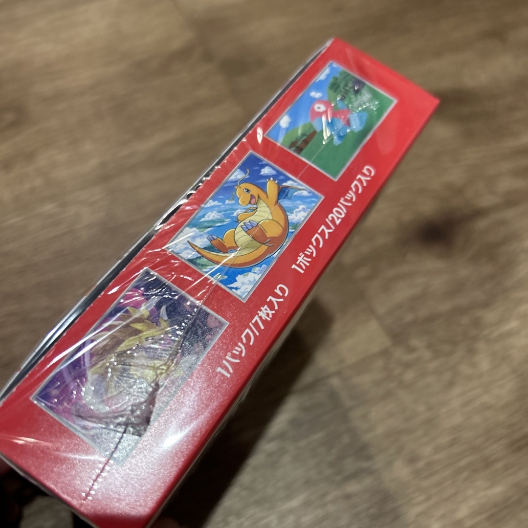 ポケモン(ポケモン)のポケモンカード151 BOXシュリンク付未開封品 エンタメ/ホビーのトレーディングカード(Box/デッキ/パック)の商品写真