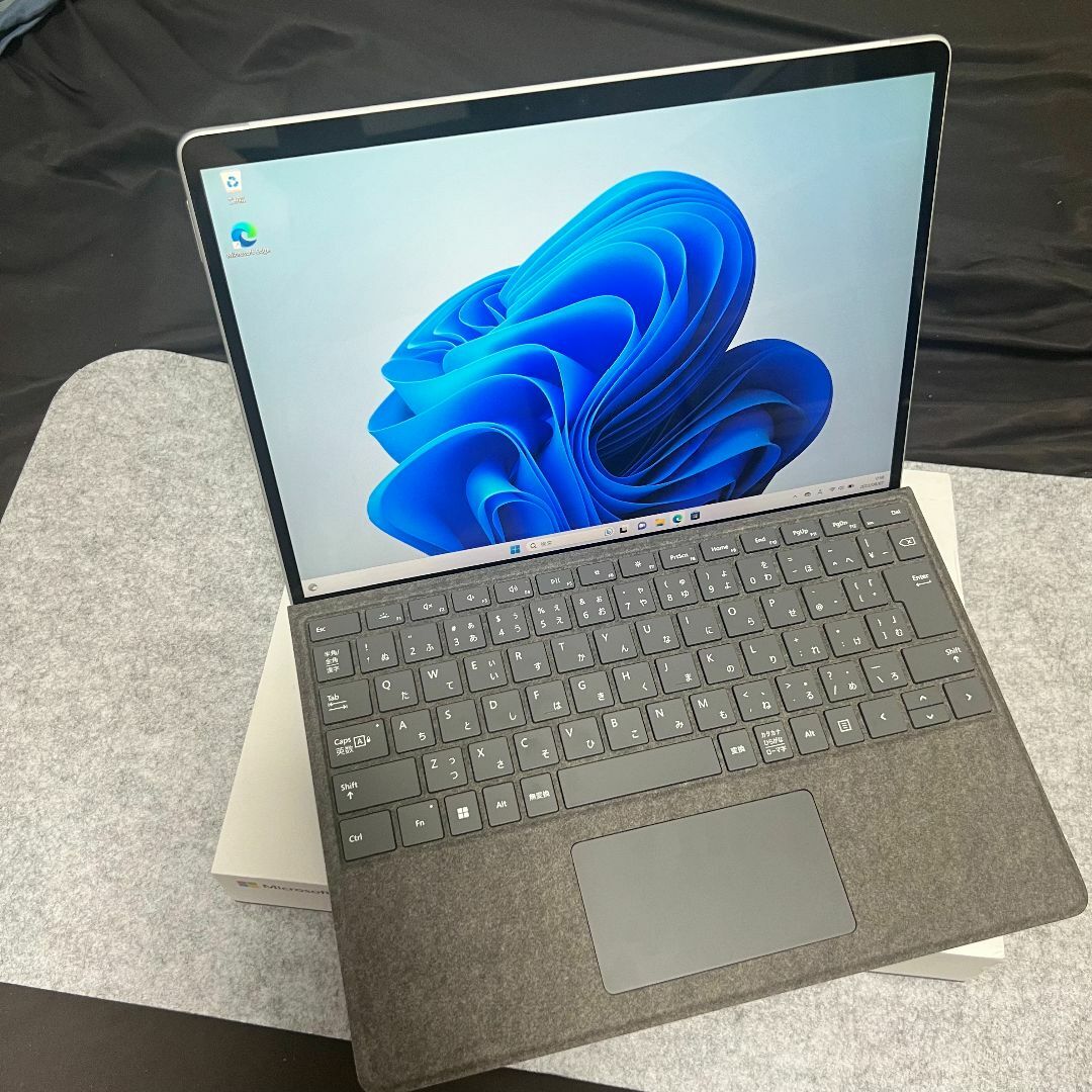 surface pro 8 i7-1185G7 メモリ16gb SSD 1tb