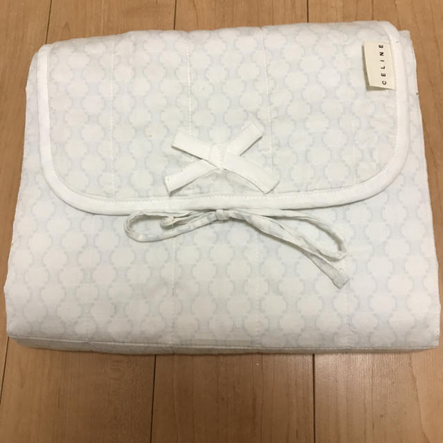 celine(セリーヌ)のケイテイ様用 キッズ/ベビー/マタニティのおむつ/トイレ用品(おむつ替えマット)の商品写真