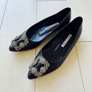 マノロブラニク(MANOLO BLAHNIK)の美品★マノロブラニク ハンギシ カーフレザー フラットパンプス 36(ハイヒール/パンプス)