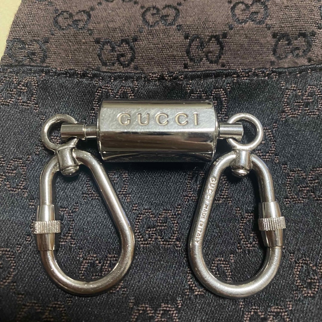 Gucci(グッチ)のGUCCI ダブルキーホルダー　カラビナ メンズのファッション小物(キーホルダー)の商品写真