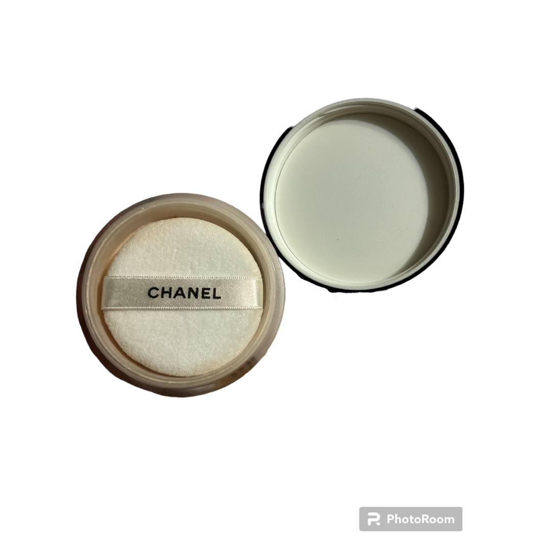 CHANEL - CHANELフェイスパウダーラメ入りの通販 by なぁ's shop ...