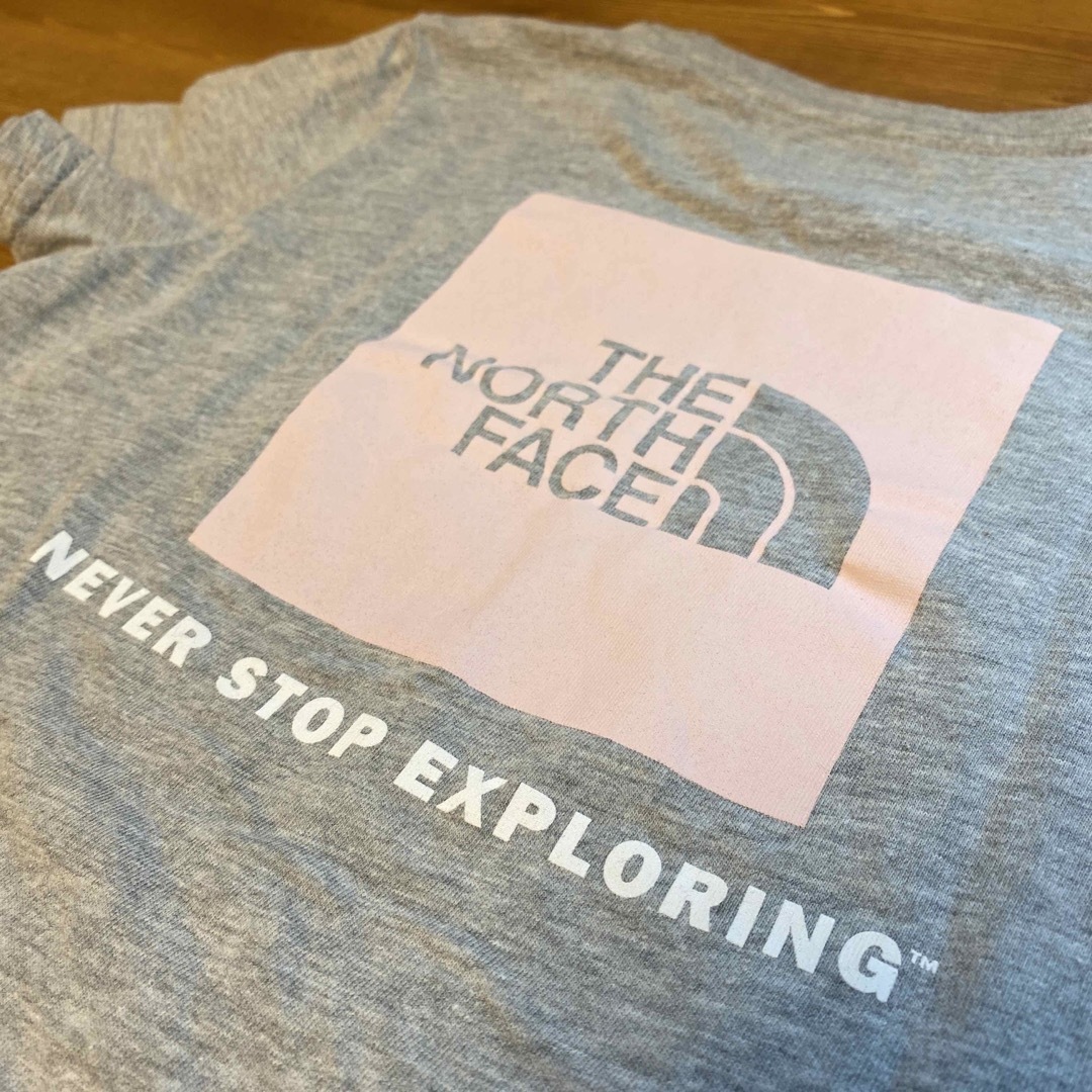 THE NORTH FACE(ザノースフェイス)の【即発送！】North Face Tシャツ レディース　XXS　XXSサイズ レディースのトップス(Tシャツ(半袖/袖なし))の商品写真