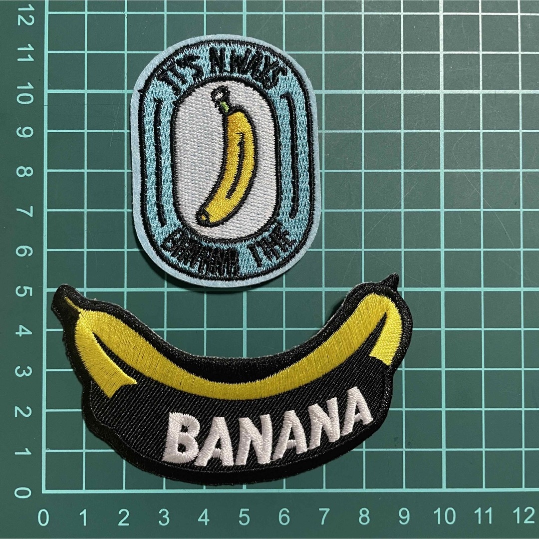 【即購入OK】3枚　バナナ　中　アイロンワッペン アップリケ