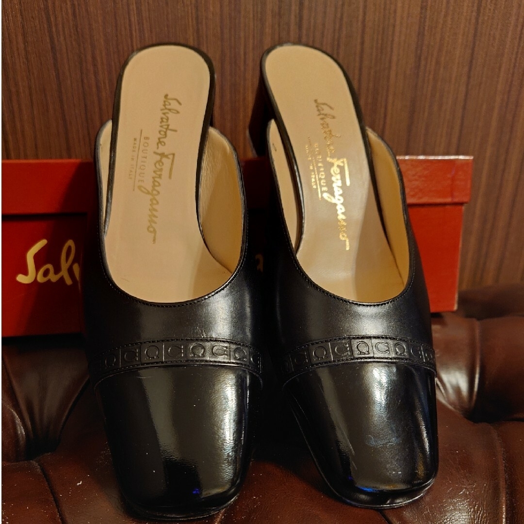 Salvatore Ferragamo(サルヴァトーレフェラガモ)のFerragamo ミュールサンダル レディースの靴/シューズ(ミュール)の商品写真