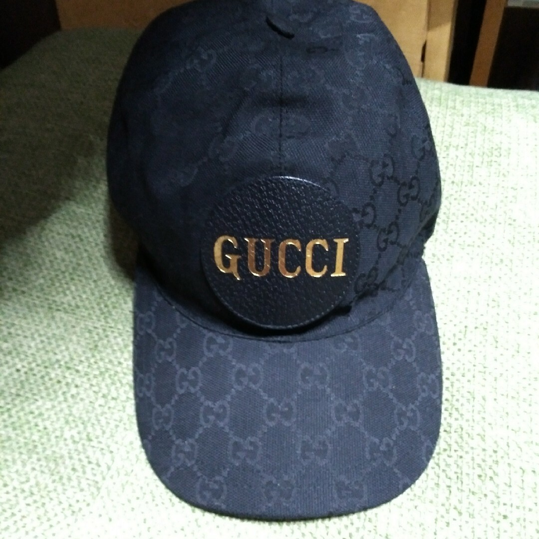 Gucci(グッチ)の10日まで値下げ正規品GUCCIキャップ60 メンズの帽子(キャップ)の商品写真