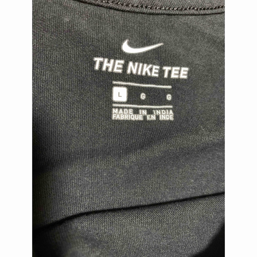 NIKE(ナイキ)の美品　Nike Tシャツ　ブラック　ロゴ レディースのトップス(シャツ/ブラウス(半袖/袖なし))の商品写真