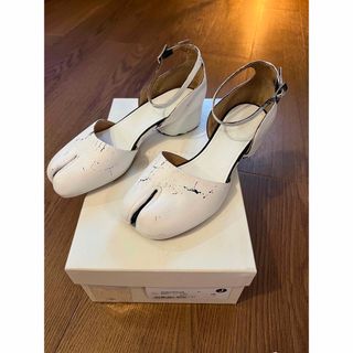 新品 Maison Margiela Tabi パンプス 37 白ペイント 新品 Maison Margiela Tabi パンプス 37 白ペイント