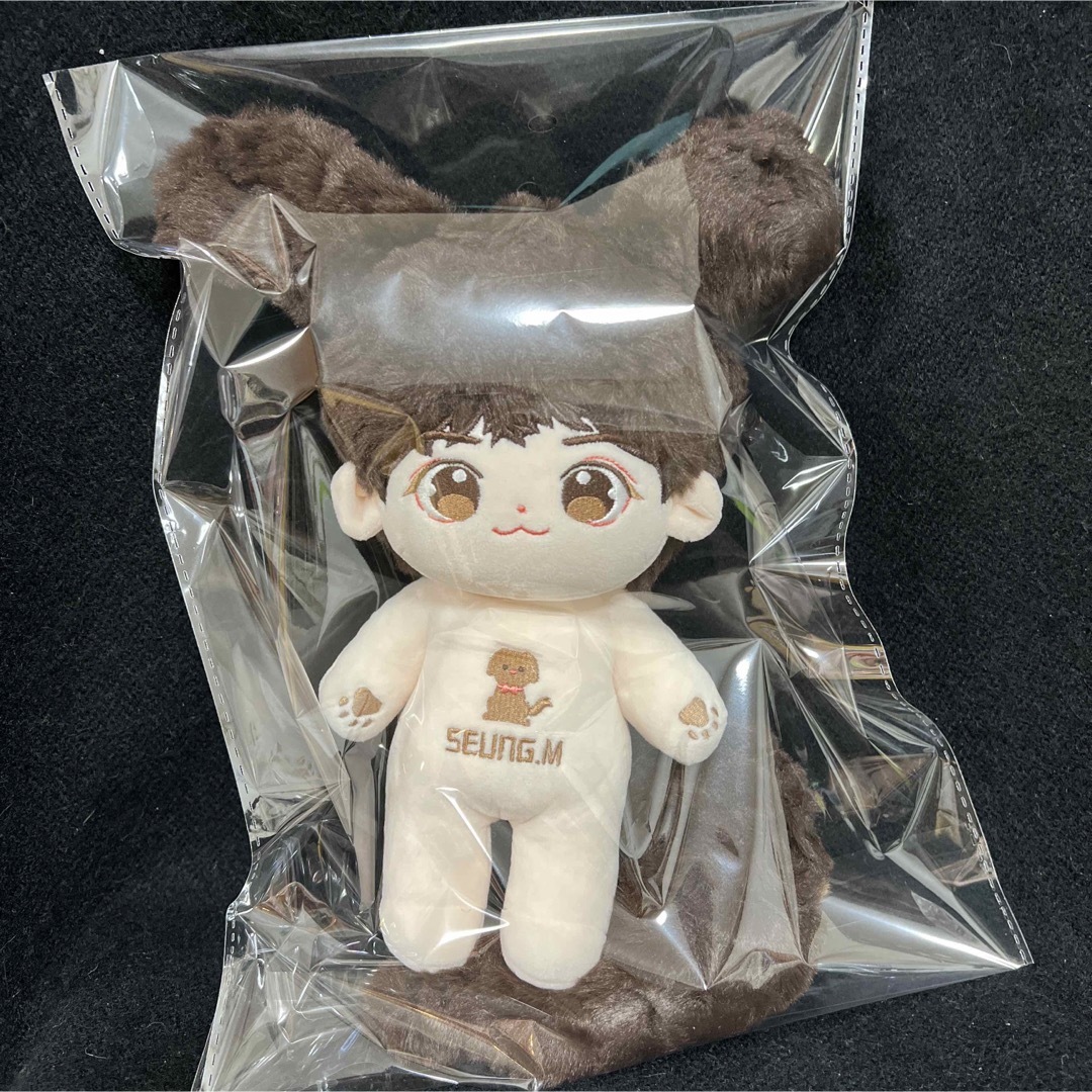 stray kids リノ　ぬいぐるみ　20cm 新品